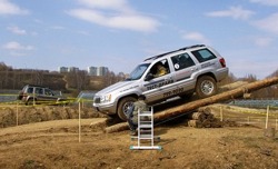 ������ ������� � ����� ������� 300-����� � 3D max